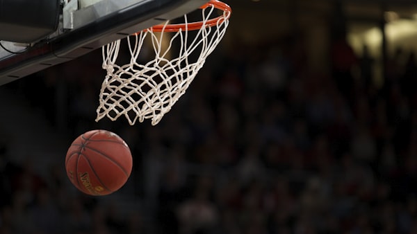 NBA季后赛精彩扣篮与盖帽集锦
